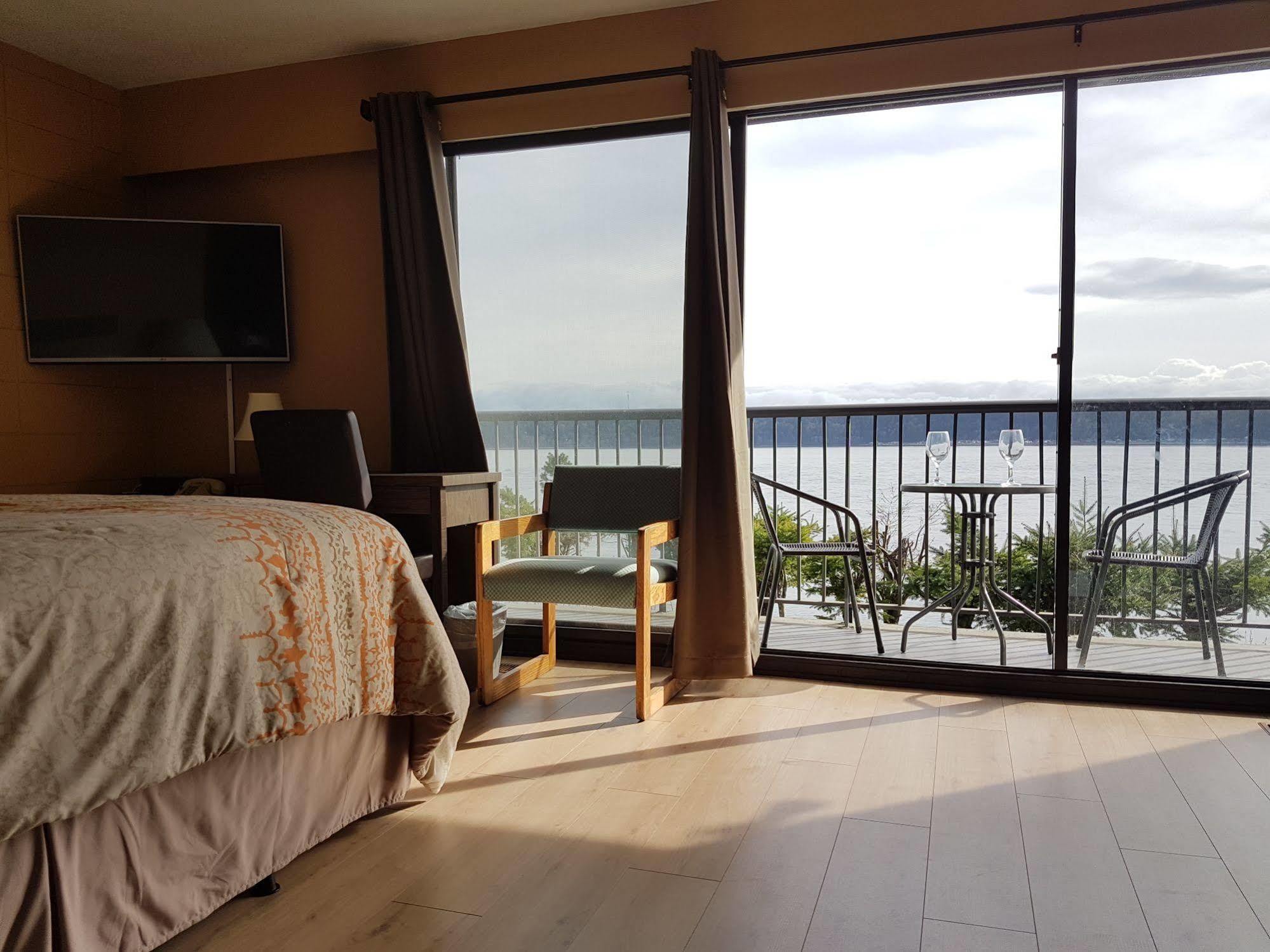 קמפבל ריבר Above Tide Motel מראה חיצוני תמונה